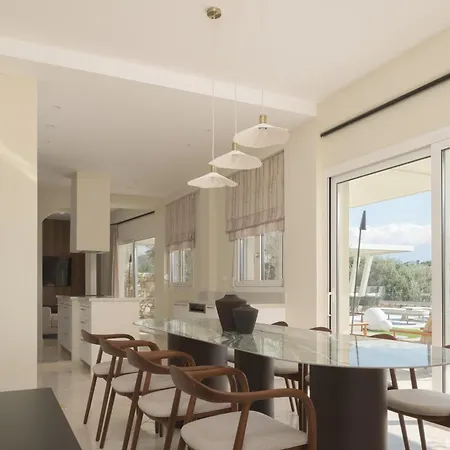 Idunu Villa, With Heated Pool & Serene Seclusion, By Thinkvilla * Ρούμελη